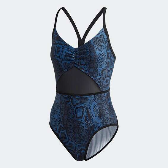 בגד ים שלם של סטלה מקרתני // צילום: יחצ